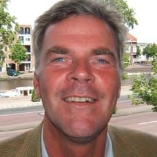 R.S. Bouwens 