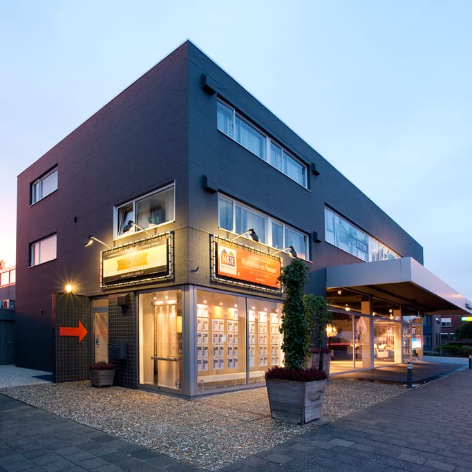 Kantoorfoto Nijenhuis en Houpst Makelaars o.g. De Meern