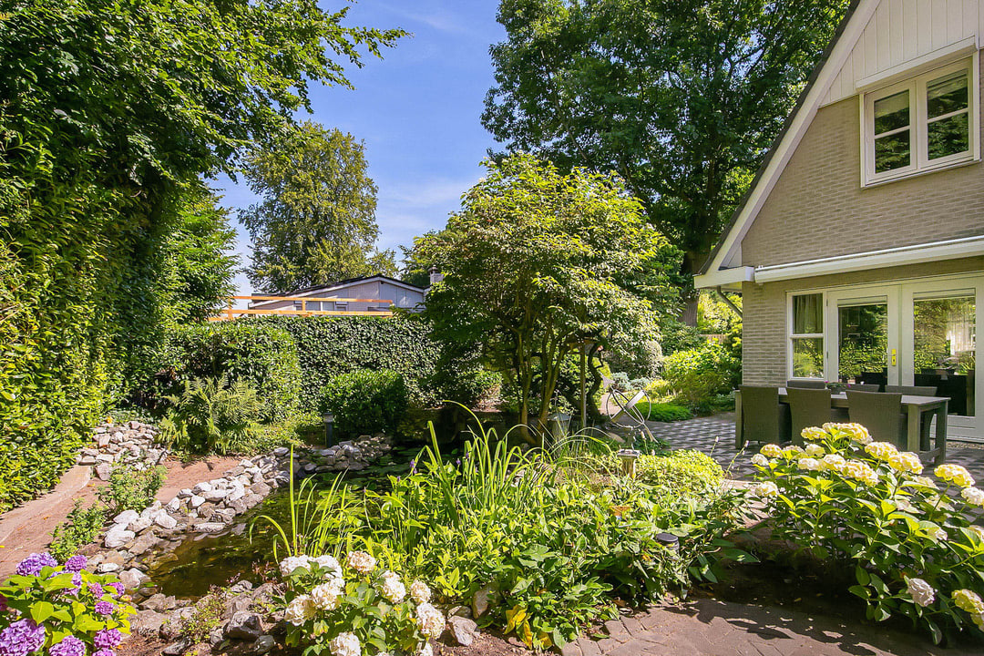 X Deze Woningen Met Vijf Of Meer Slaapkamers Staan Nu Te Koop In