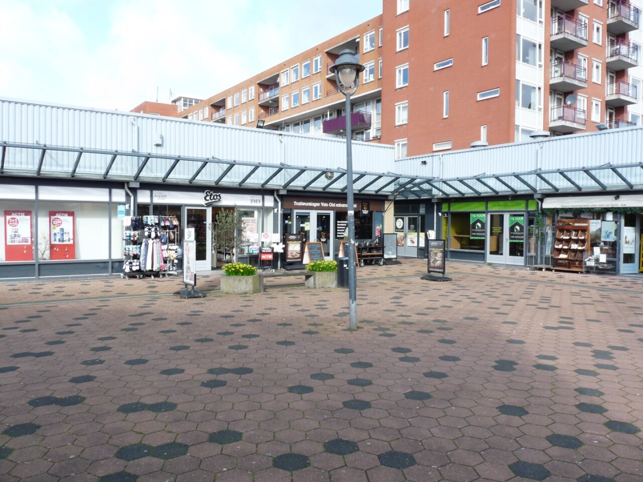 Winkel Hellevoetsluis Zoek Winkels Te Huur Evertsenplein Bl