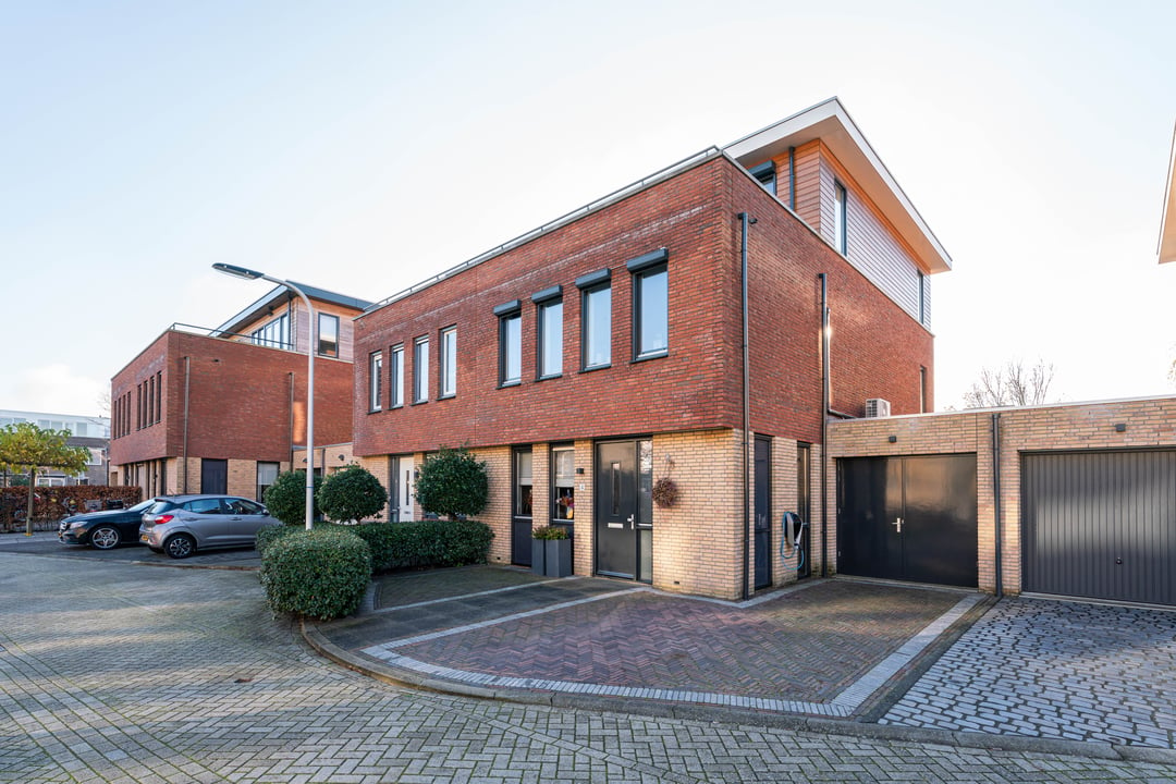 Huis Verkocht Jan Van Goyenplein Mm Rijnsburg Funda