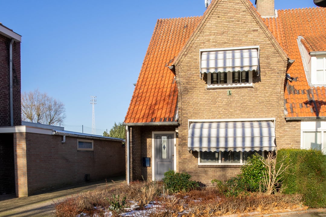 Huis Verkocht Bakelsedijk Jg Helmond Funda