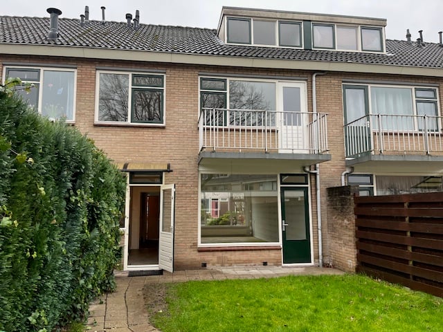 Huis Verhuurd Johan De Wittstraat Ak Zevenaar Funda