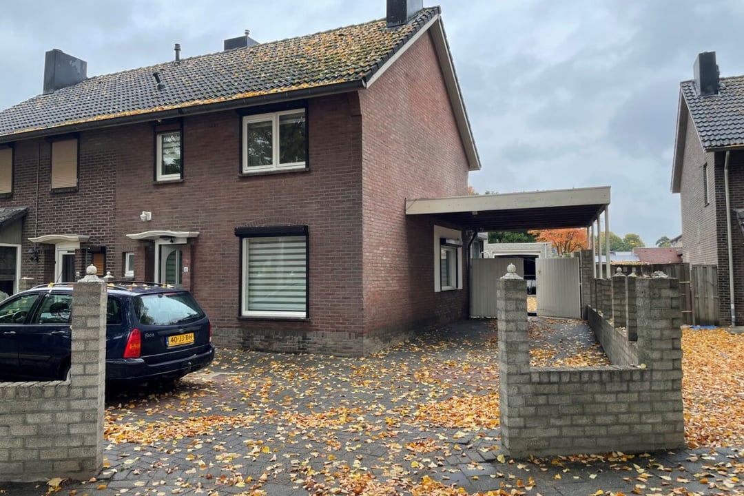 Huis Verhuurd Bloemenweg Xs Sittard Funda