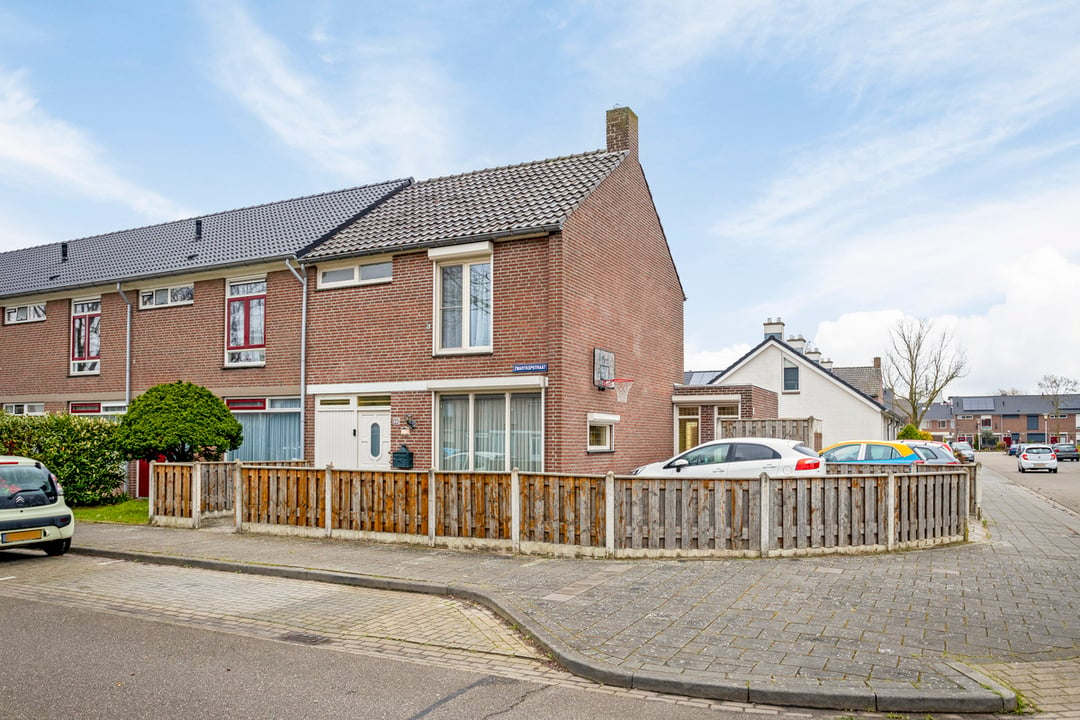 Huis Verkocht Zwartkopstraat 2 5702 RK Helmond Funda