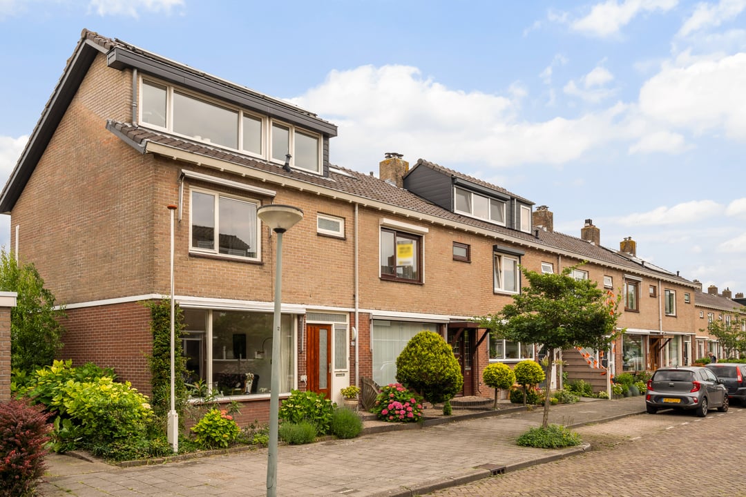 Huis Verkocht Jhr Van De Wall Repelaerstraat 25 3319 CP Dordrecht Funda