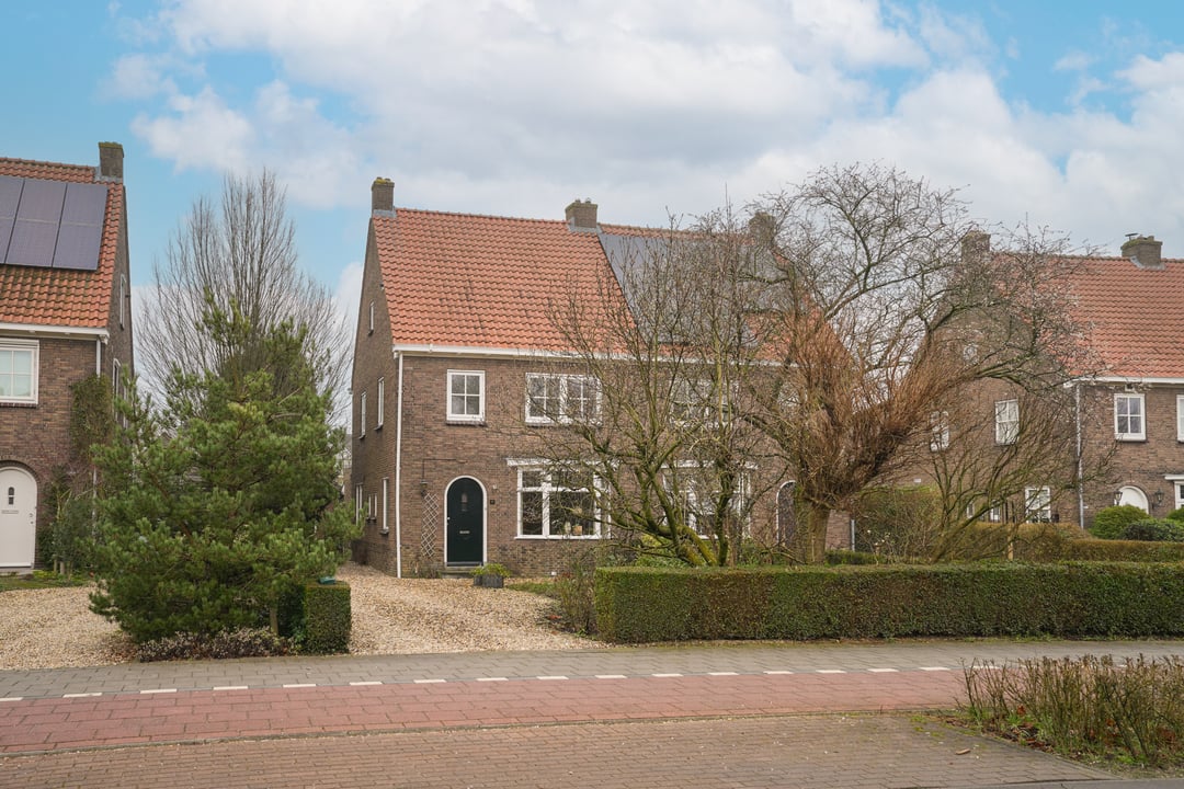 Huis Te Koop Koningin Wilhelminaweg Ge Zaltbommel Funda