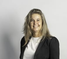 Iwana Puhalovic - Makelaar