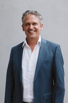 Arnoud Bakhuizen  - Taxateur