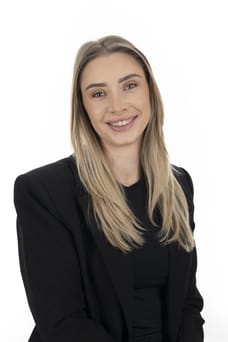 Fleur Lek - Commercial Employee