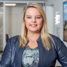 Stephanie van den Oever - NVM Register Makelaar & Taxateur
