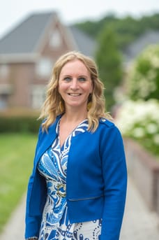 Paméla Nieuwenhuize  - Makelaar