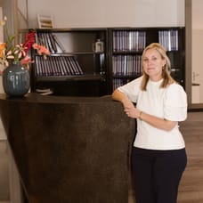 Marjolein Ellmann-Rosendaal - Secretaresse