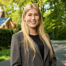 Celine Bultstra - Vastgoedadviseur
