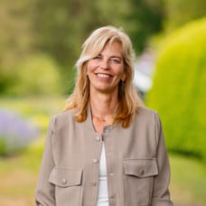 Tineke Hofstra - NVM Assistent-makelaar