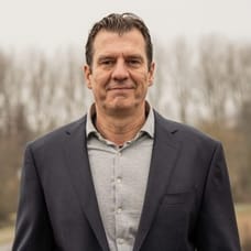 Ivor Breve - Directeur
