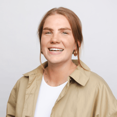 Laura Schouten - Receptionist