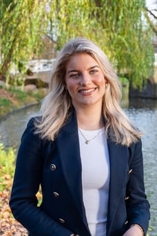 Ella Elshout - Officemanager