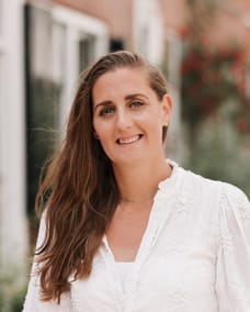 Linda Bakker - Administratief Medewerker