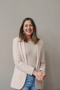 Suzanne Kwakernaak - Robijn - Commercieel Medewerker