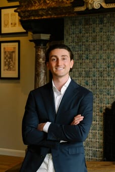 Nick Moser - Directeur