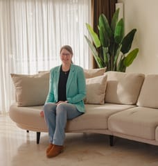 Ivana Bremer - Makelaar