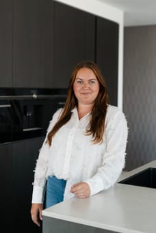 Kelly Hof - Office Manager