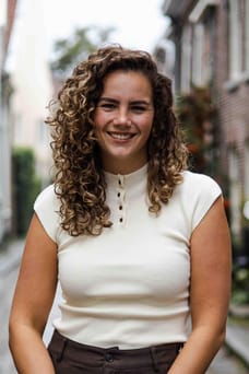 Lotte Nooijen - NVM Real Estate Agent