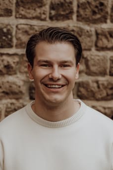 Luc Joosten - Real Estate Agent
