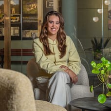 Loureen van Bruchem - Commercieel Medewerker