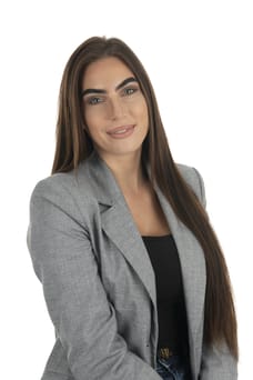 Mirre Maas - Commercial Employee