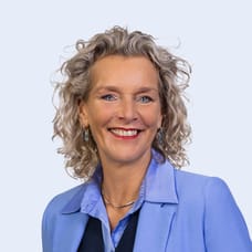 Xandra Bek | Van Herk Makelaars Excellent - NVM Registered Agent & Appraiser