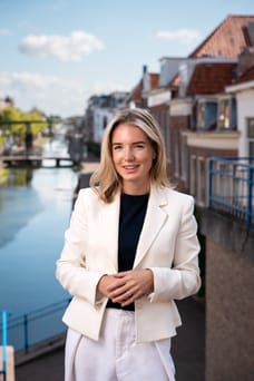 Sophie van der Burgh - Real Estate Agent