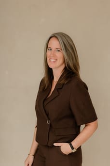 Linda Snepvangers - Commercial Employee
