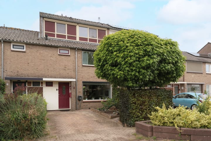 Prins Bernhardlaan 64 main image