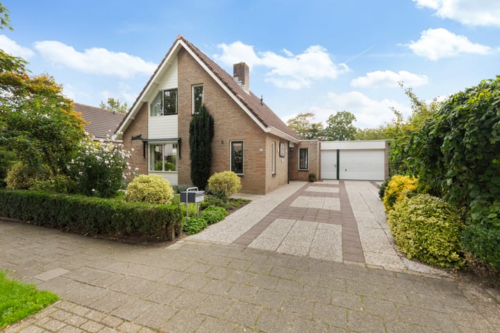 Almereweg 12 main image