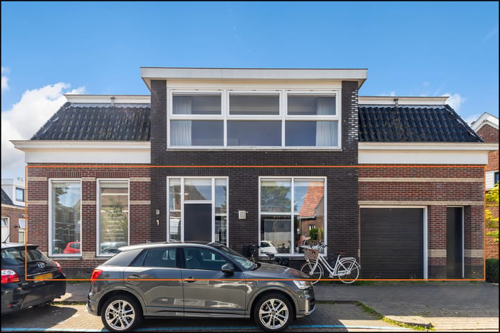 Carel van Manderstraat 1 main image