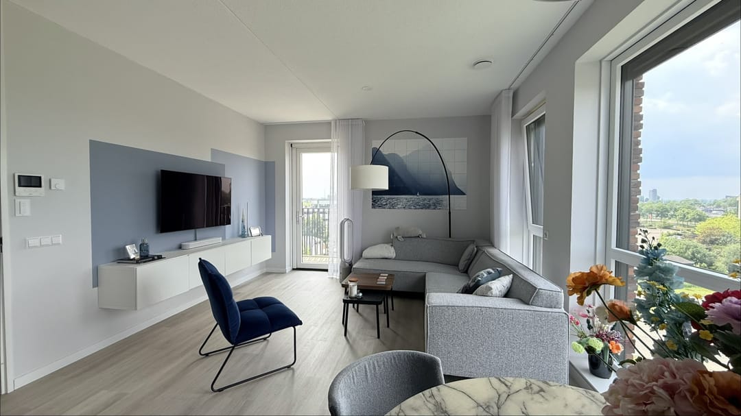House Image 2