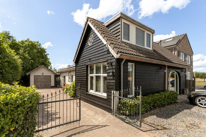 Hoge Zeedijk 56 main image