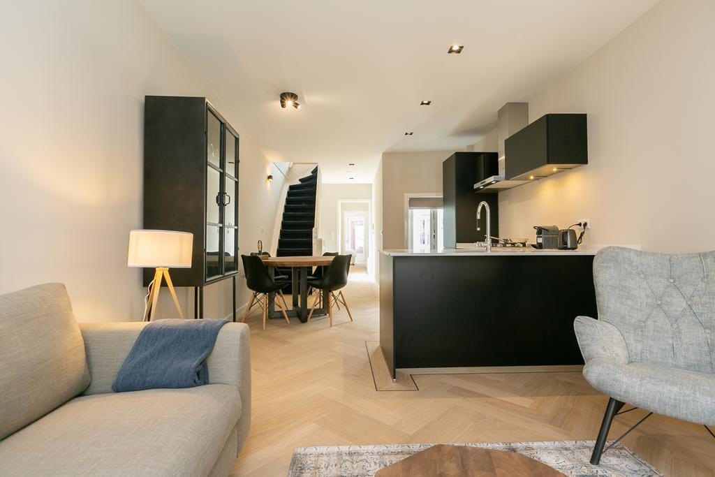 House Image 4