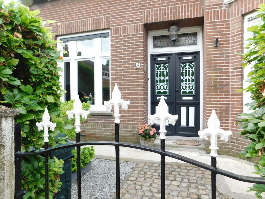 House Image 2