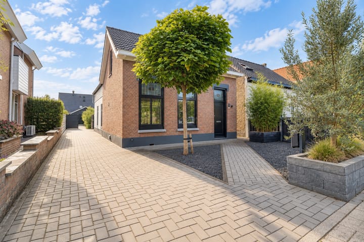 Mr Iman Caustraat 83 main image