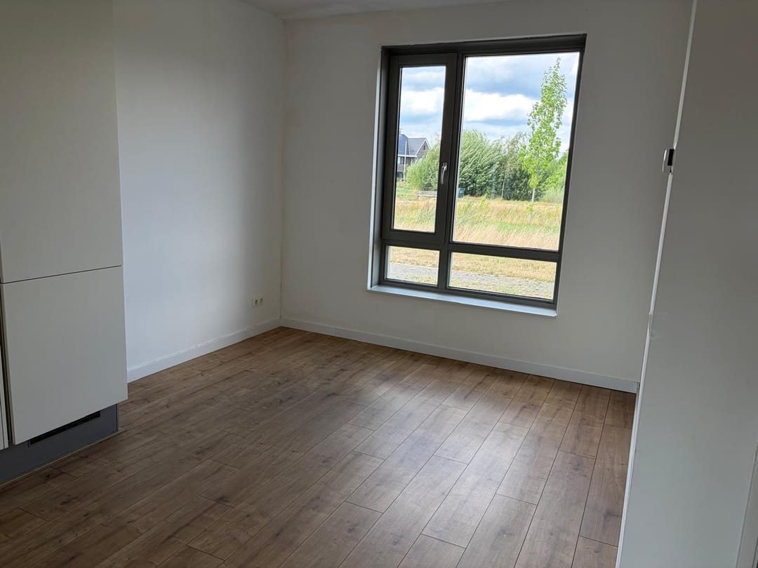 House Image 5