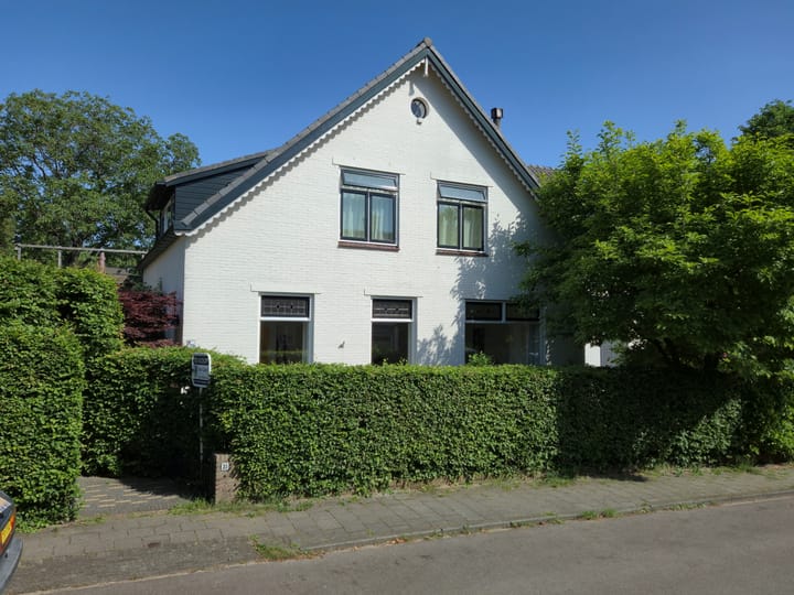 Mariaweg 35 main image