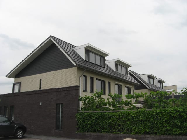 House Image 2