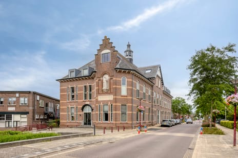 undefined main image