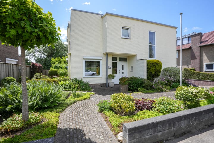 Spoorlaan 35 main image