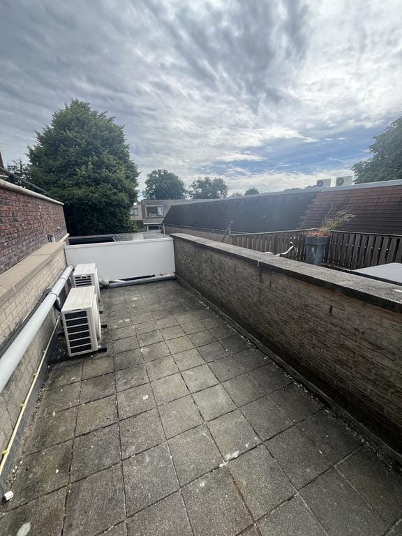 House Image 4