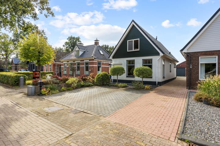 Van Akenwei 49 main image