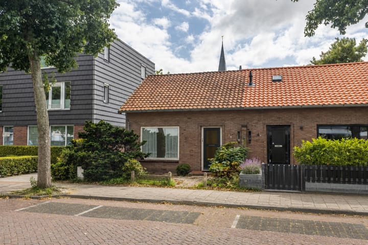 Pastoor van Muijenweg 4 main image